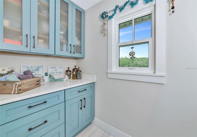 1208 OAK HAMMOCK ROAD, Sarasota, FL 34240