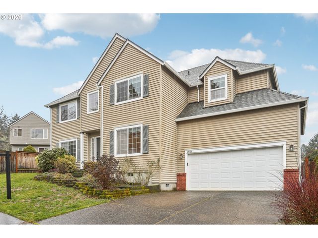 58728 PARKWOOD Dr, St Helens, OR 97051