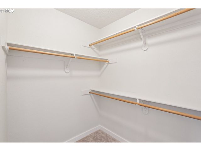 58728 PARKWOOD Dr, St Helens, OR 97051