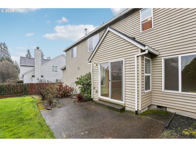 58728 PARKWOOD Dr, St Helens, OR 97051