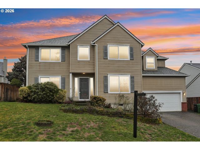 58728 PARKWOOD Dr, St Helens, OR 97051