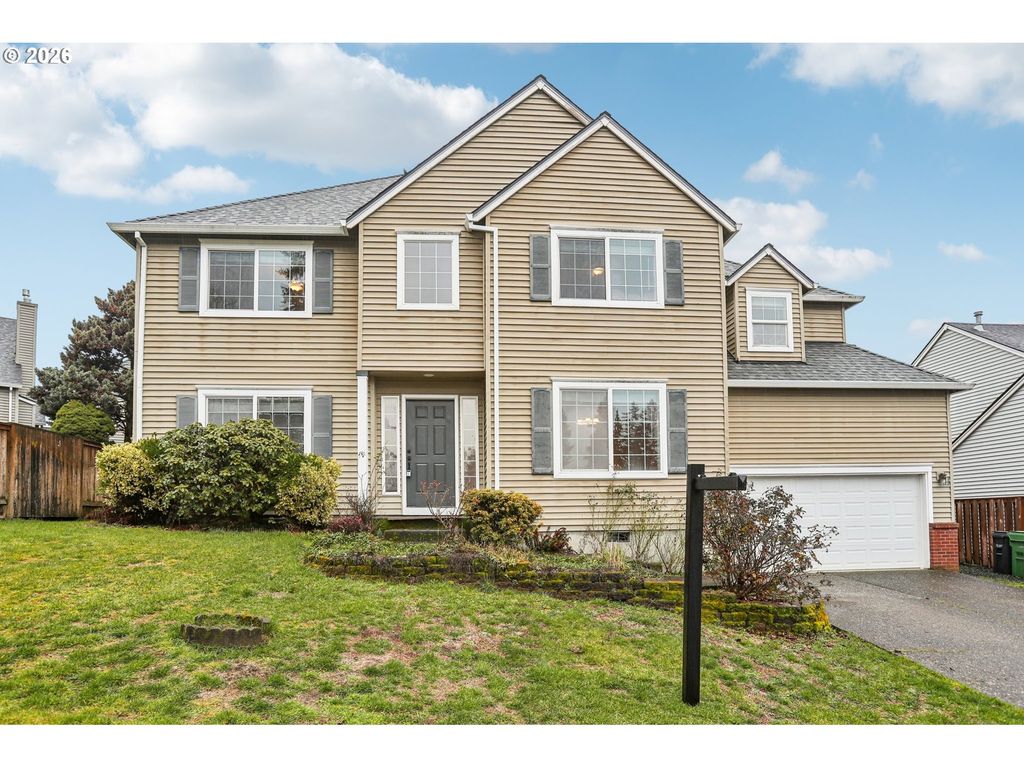 58728 PARKWOOD Dr, St Helens, OR 97051