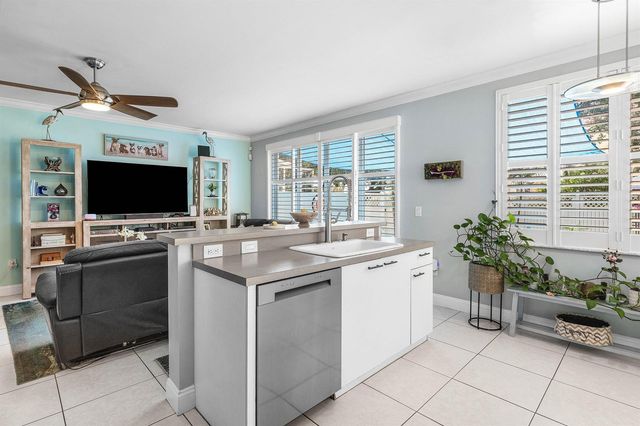 7819 Oak Grove Circle, Lake Worth, FL 33467