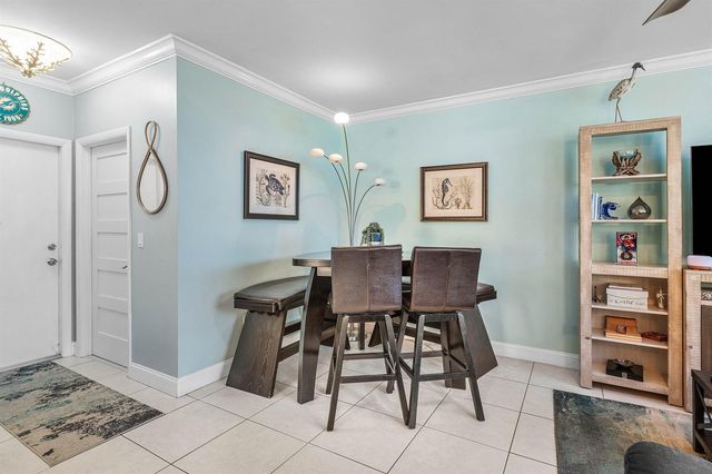 7819 Oak Grove Circle, Lake Worth, FL 33467