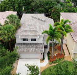 7819 Oak Grove Circle, Lake Worth, FL 33467