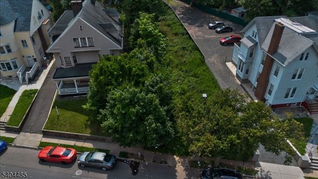 65 Washington St, East Orange City, NJ 07017