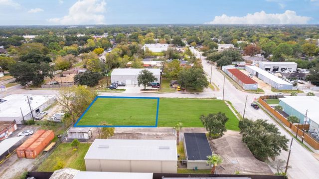 8021 Dunlap Street, Hockley, TX 77074