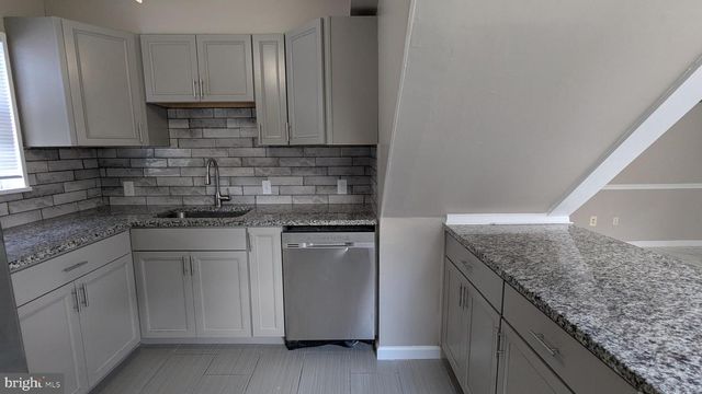 153 POLK DR, Manassas Park, VA 20111