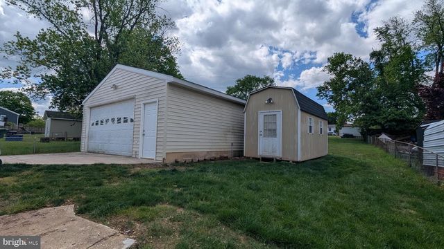 153 POLK DR, Manassas Park, VA 20111