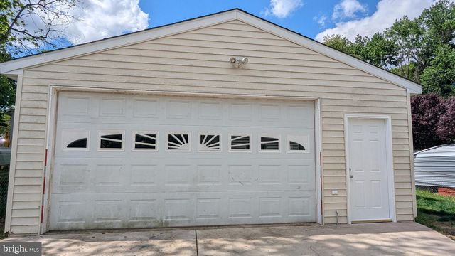 153 POLK DR, Manassas Park, VA 20111