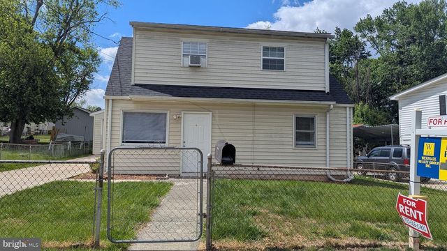 153 POLK DR, Manassas Park, VA 20111