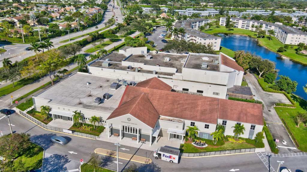 Image 18 of property listing at 160 Preston D 160, Boca Raton, FL 33434