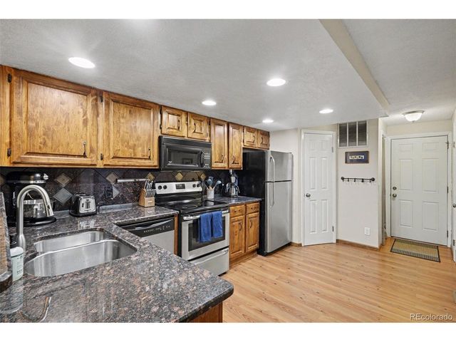 11575 W 70th Pl C, Arvada, CO 80004