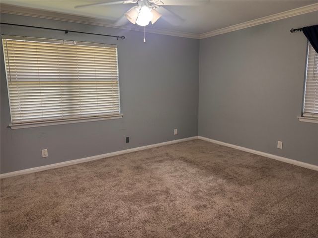 514 Lynn Drive E, Irving, TX 75062