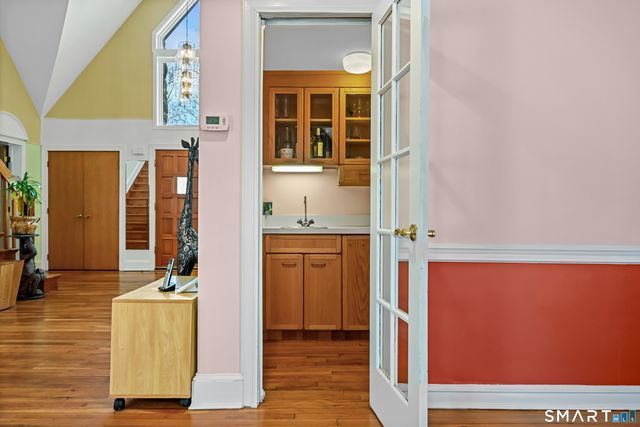 681 River Road, Greenwich, CT 06807