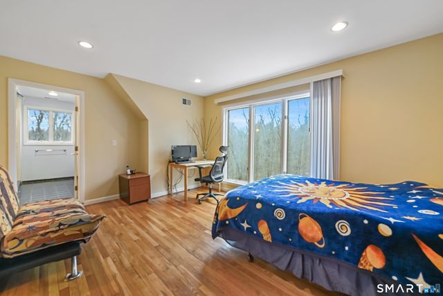 681 River Road, Greenwich, CT 06807