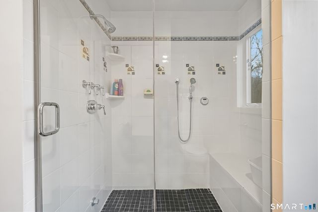 681 River Road, Greenwich, CT 06807