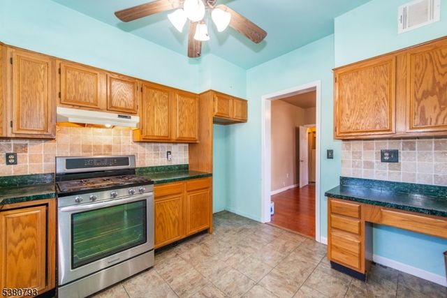 27 Willard, Pompton Lakes Boro, NJ 07442