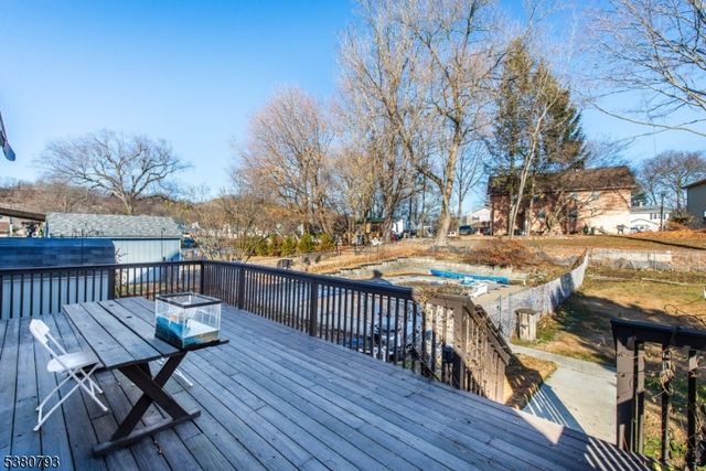 27 Willard, Pompton Lakes Boro, NJ 07442