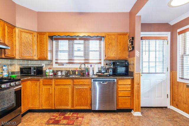 27 Willard, Pompton Lakes Boro, NJ 07442