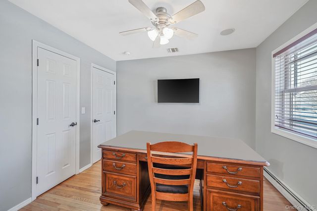 24 Embassy Road, Selden, NY 11784