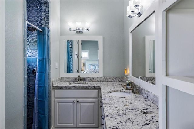 839 Eastview, Crystal Beach, TX 77650