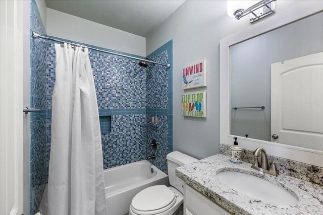 839 Eastview, Crystal Beach, TX 77650