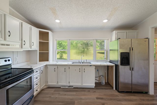 5772 Highway 438, W, Linden, TN 37096