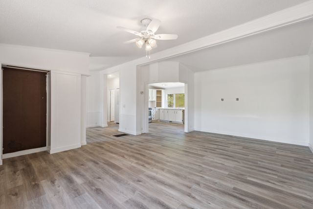 5772 Highway 438, W, Linden, TN 37096