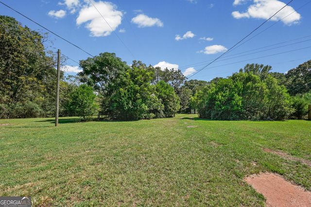 1104 E McIntosh Road, Griffin, GA 30223