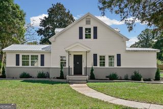 1104 E McIntosh Road, Griffin, GA 30223