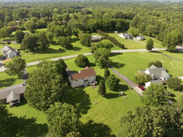 127 Gale Lane, Calvert City, KY 42029