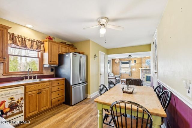 26 Lexington Road, Howell, NJ 07731