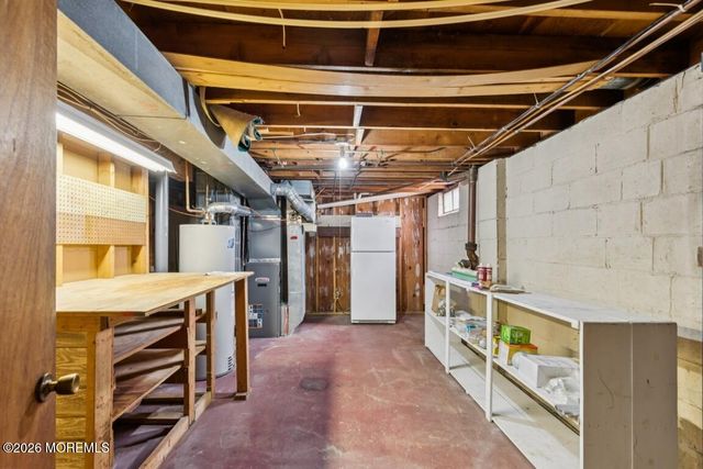 26 Lexington Road, Howell, NJ 07731