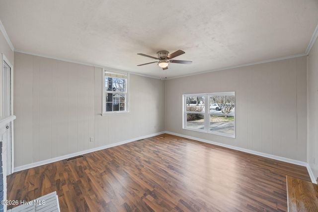 2909 Northwoods Drive, Jacksonville, NC 28540