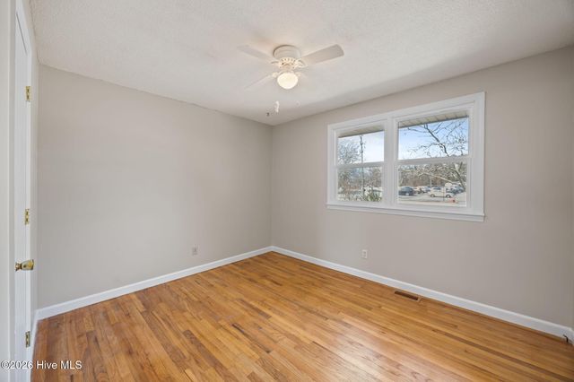 2909 Northwoods Drive, Jacksonville, NC 28540