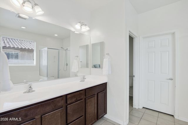 2069 W Kenton Way, San Tan Valley, AZ 85144