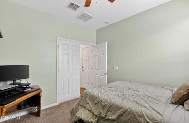 2069 W Kenton Way, San Tan Valley, AZ 85144