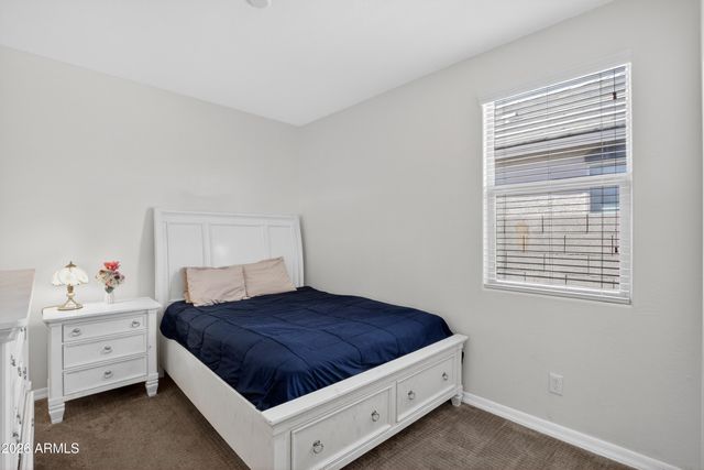 2069 W Kenton Way, San Tan Valley, AZ 85144