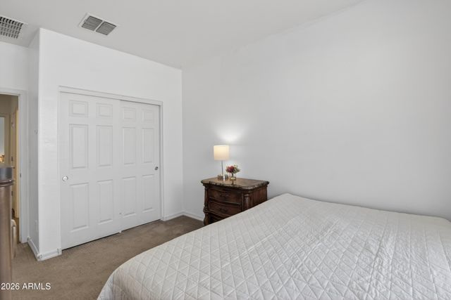 2069 W Kenton Way, San Tan Valley, AZ 85144