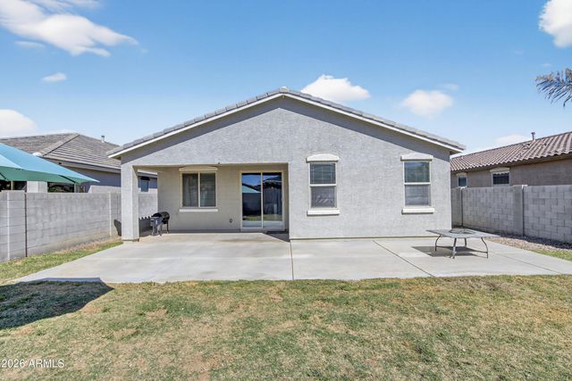 2069 W Kenton Way, San Tan Valley, AZ 85144