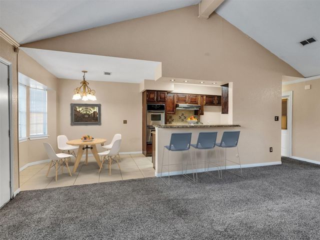 55 Sweetgum Court, Lake Jackson, TX 77566