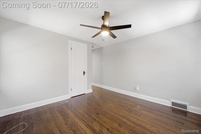 18420 Ohio Street, Detroit, MI 48221