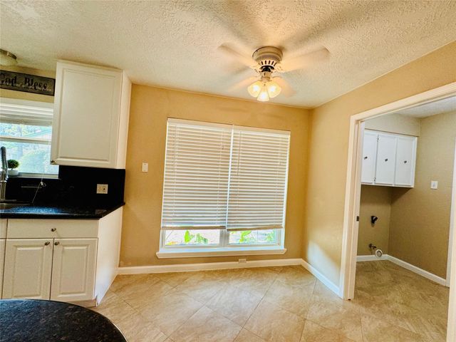 28922 Savannah Drive, Shenandoah, TX 77381