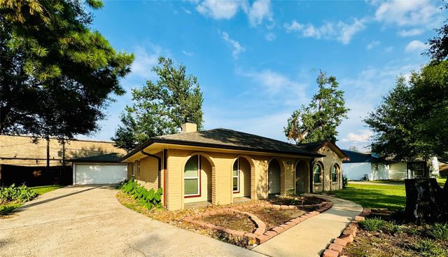 28922 Savannah Drive, Shenandoah, TX 77381