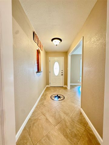28922 Savannah Drive, Shenandoah, TX 77381