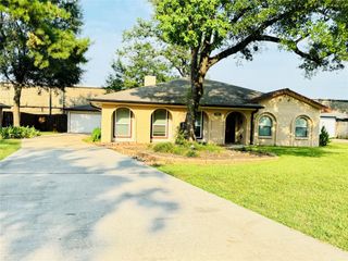 28922 Savannah Drive, Shenandoah, TX 77381