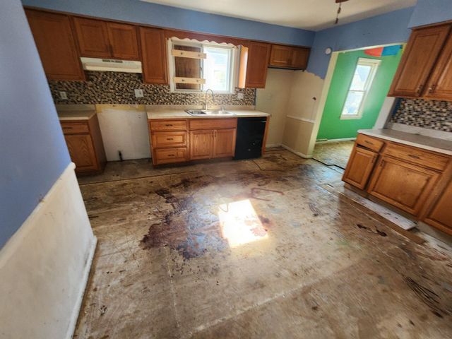 1609 S Vanburen Street, Bay City, MI 48708