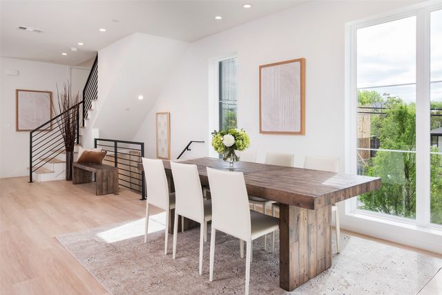 2213 AARHUS, Dallas, TX 75204