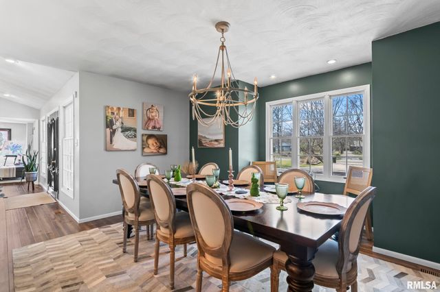 5930 N LAKE Road, Springfield, IL 62711